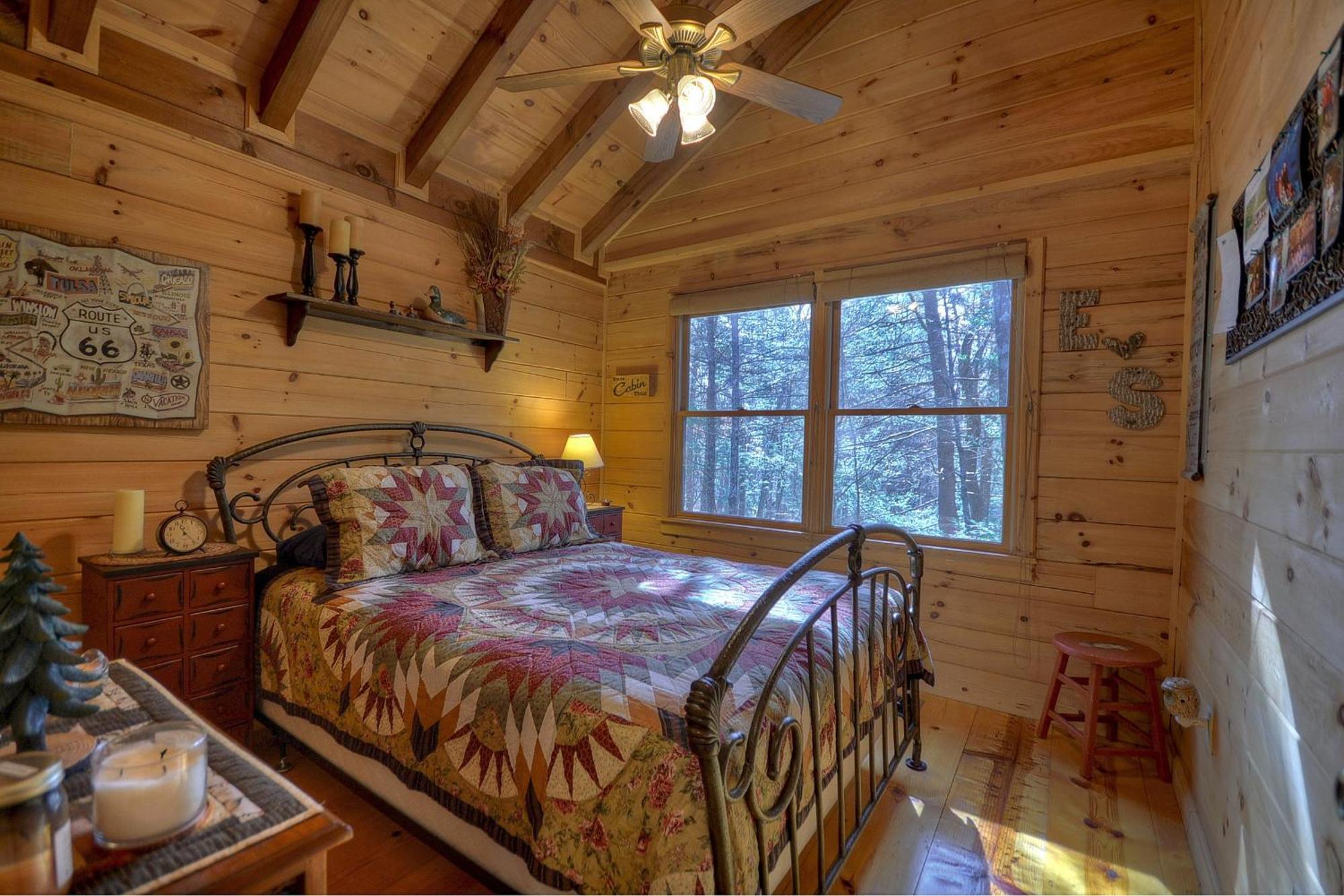 Knotty Pines Pet-Friendly Gas Fireplace Plus A Firepit Cherry Log 外观 照片