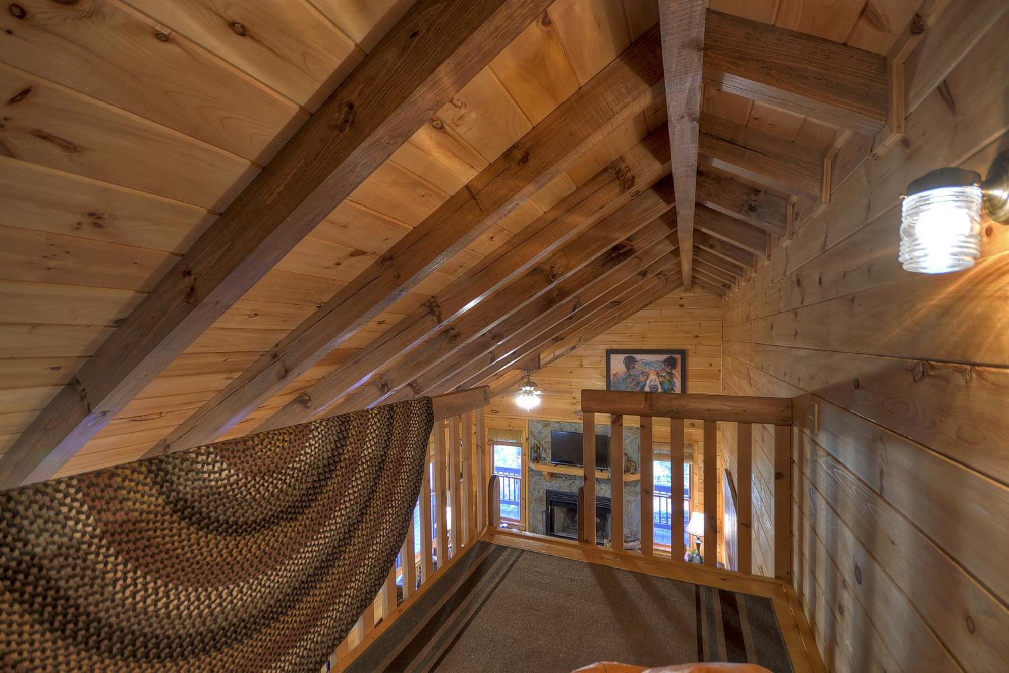 Knotty Pines Pet-Friendly Gas Fireplace Plus A Firepit Cherry Log 外观 照片